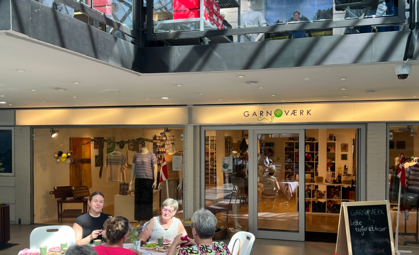 Håndarbejds Café i Butikscenter Hadsund hos Garnværk